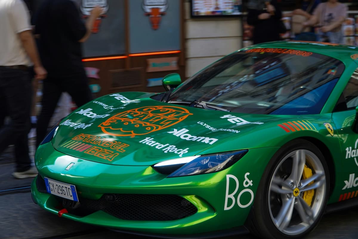 F8 Tributo